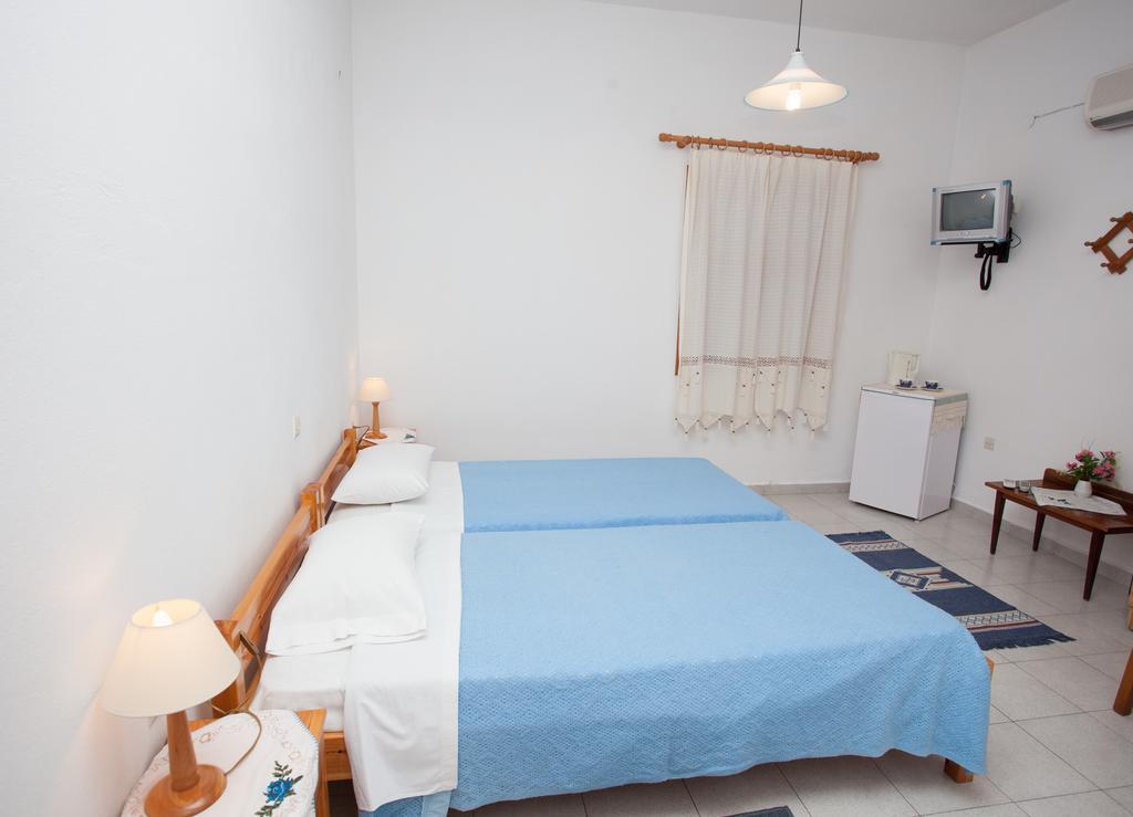 Anestoula Rooms スカラ 部屋 写真